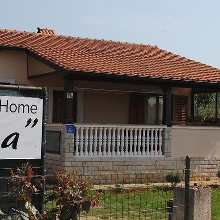 Holiday Home Ana 普拉 外观 照片