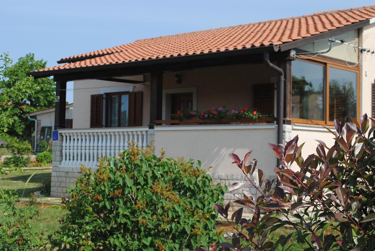 Holiday Home Ana 普拉 外观 照片